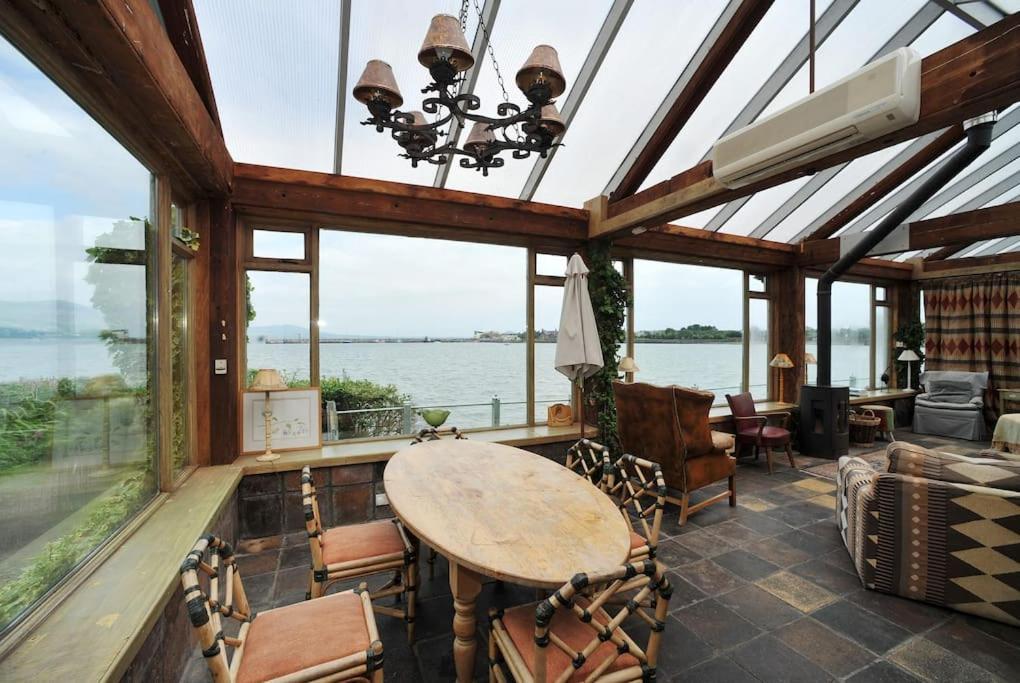 Wood Quay - A Truly Unique, Seafront Experience! Villa Carlingford Dış mekan fotoğraf